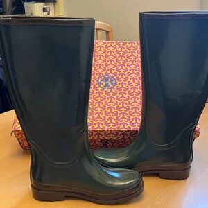 Tory Burch Yellow and Purple Patterned Design